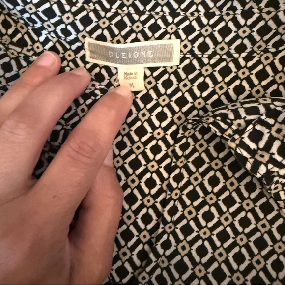 Pleione Black White Geometric Print Blouse Long Sleeve Size M - Picture 2 of 3